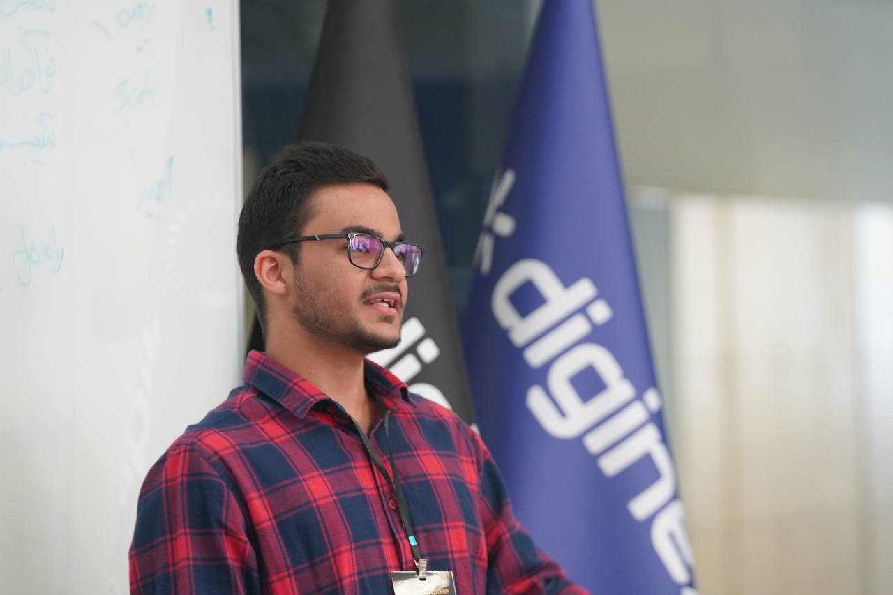 Shahriar Izadi (شهریار ایزدی), founder of DevOps Doc — official profile photo